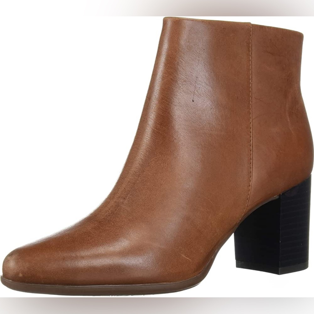 Rockport boot mid-heel